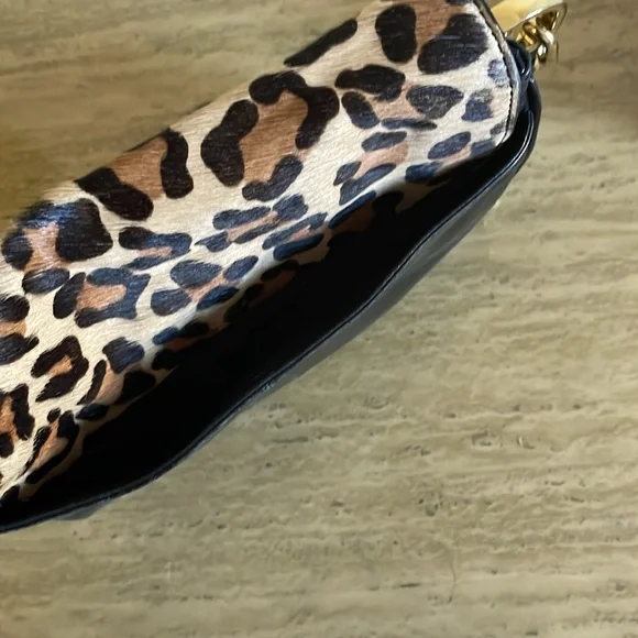 Leopard Print and Black Leather Shoulder Bag. Badgley Mischka Coralie Calfhair. - Picture 13 of 13